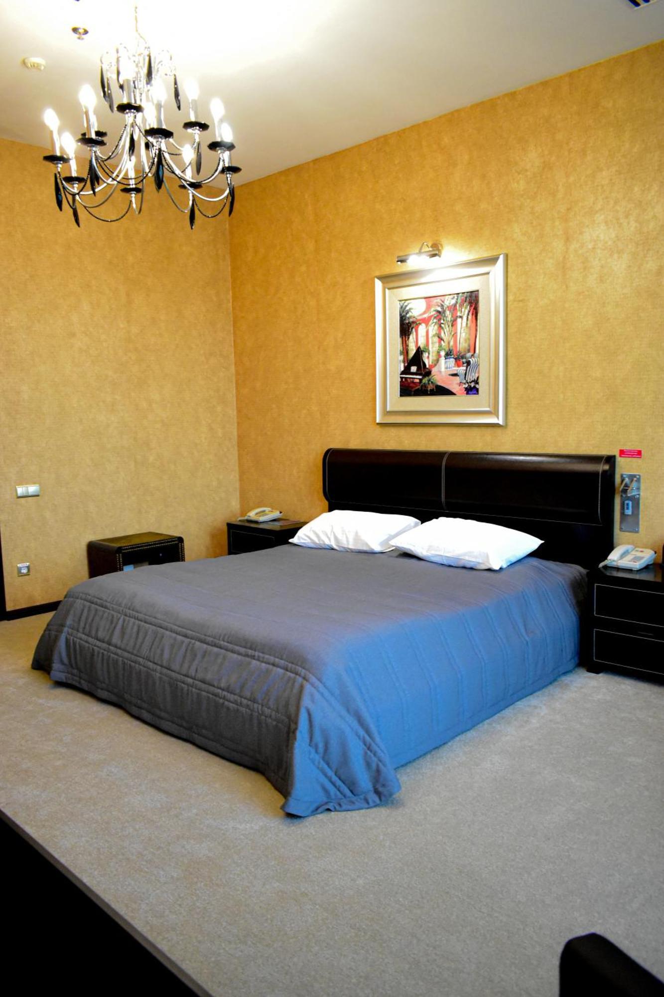 Hotel Feride Vinnytsia Exterior photo